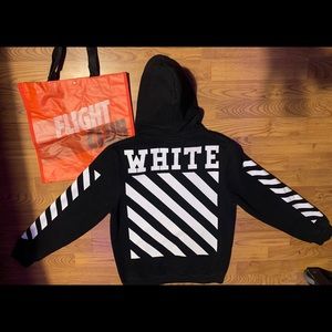 Off White Sweatshirt (Men’s Small)